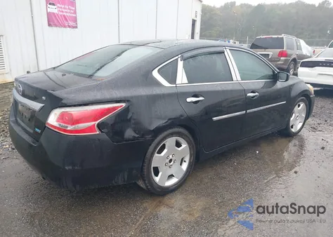 2014 Nissan Altima 2.5 S from USA, damaged, VIN 1N4AL3AP2EN365952